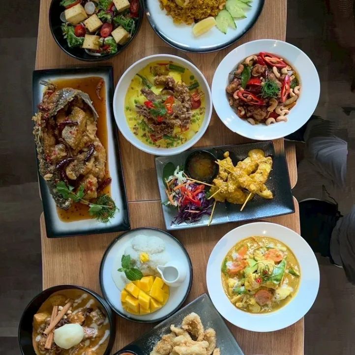 Towerhill Thai signature feast table at the restaurant in Frankston South